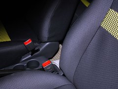 2010款 1.3L AMT 旗舰型