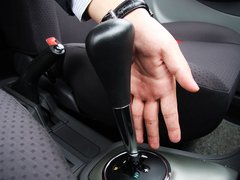 2010款 1.3L AMT 旗舰型