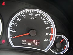 2011款 1.6 CVT 舒适型