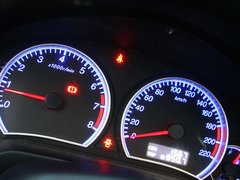 2011款 1.6 CVT 舒适型