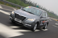2011款 1.6 CVT 舒適型