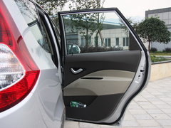 2011款 1.8 手动 运动型 5座