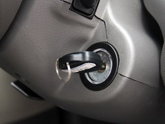 2011款 1.8 手动 运动型 5座