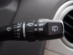 2011款 1.8 手动 运动型 5座