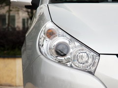 2011款 1.8 手动 运动型 5座