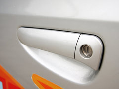 2011款 1.8 手动 运动型 5座