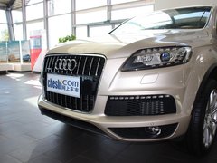 2011款 3.0 TFSI 进取型 7座