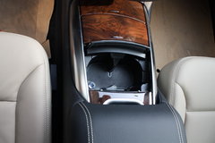2010款 R300 3.0L 豪华型 6座