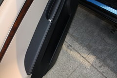 2010款 R300 3.0L 豪华型 6座