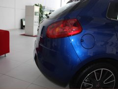 2011款 1.4T 自动 时尚版