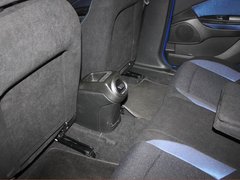 2011款 1.4T 自动 时尚版