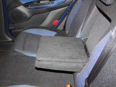 2011款 1.4T 自动 时尚版