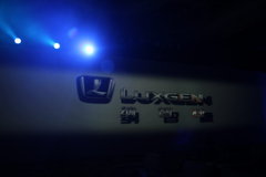 2011款 2.2T 自动 旗舰型四驱 5座