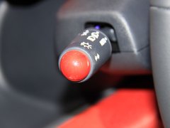 2011款 1.0L AMT 硬顶标准版