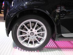 2011款 1.0L AMT 硬顶标准版