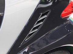 2011款 1.0L AMT 硬顶标准版
