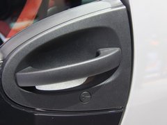 2011款 1.0L AMT 硬顶标准版