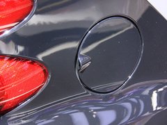 2011款 1.0L AMT 硬顶标准版