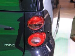 2011款 1.0L AMT 硬顶标准版