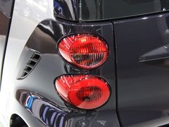 2011款 1.0L AMT 硬顶标准版