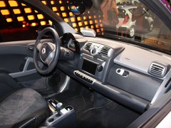 2011款 1.0L AMT 硬顶标准版