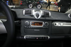 2011款 1.0L AMT 硬顶标准版