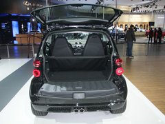 2011款 1.0L AMT 硬顶标准版