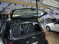 2011款 1.0L AMT 硬顶标准版