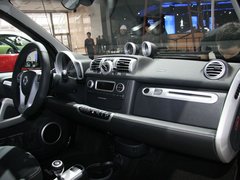 2011款 1.0L AMT 硬顶标准版