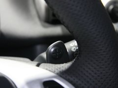 2011款 1.0L AMT 硬顶标准版
