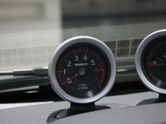 2011款 1.0L AMT 硬顶标准版