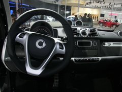 2011款 1.0L AMT 硬顶标准版