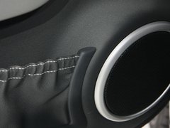 2011款 1.0L AMT 硬顶标准版