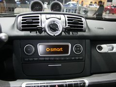2011款 1.0L AMT 硬顶标准版