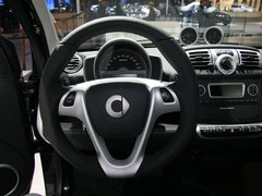 2011款 1.0L AMT 硬顶标准版