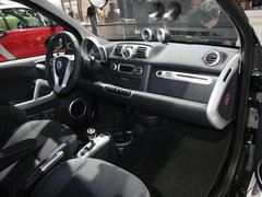 2011款 1.0L AMT 硬顶标准版