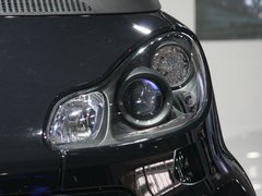 2011款 1.0L AMT 硬顶标准版