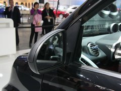 2011款 1.0L AMT 硬顶标准版