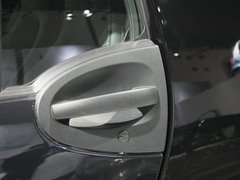 2011款 1.0L AMT 硬顶标准版