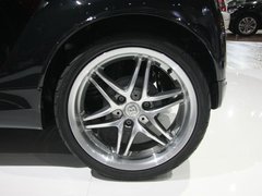 2011款 1.0L AMT 硬顶标准版