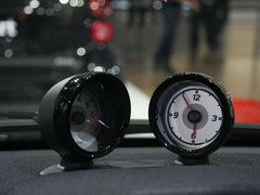 2011款 1.0L AMT 硬顶标准版