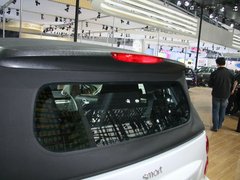 2011款 1.0L AMT 硬顶标准版