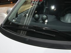 2011款 1.0L AMT 硬顶标准版