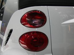 2011款 1.0L AMT 硬顶标准版