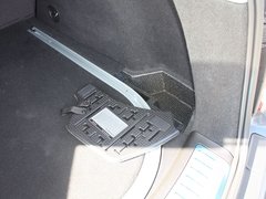 2011款 3.0 自動 舒適型 5座