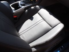 2011款 3.0 自动 舒适型 5座