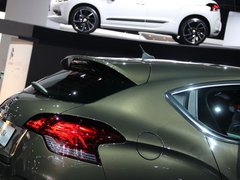 2012款 1.6T 自动 雅致版