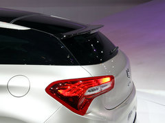 2012款 1.6T 自动 豪华版 5座