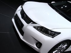 2012款 200h 1.8L CVT F SPORT
