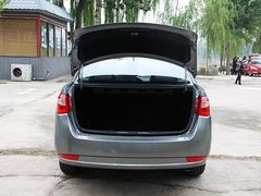 2011款 1.6L 自动 尊雅型